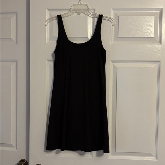 Patagonia Black “Maipo” Active Dress Wmns Size XS - Picture 2 of 4